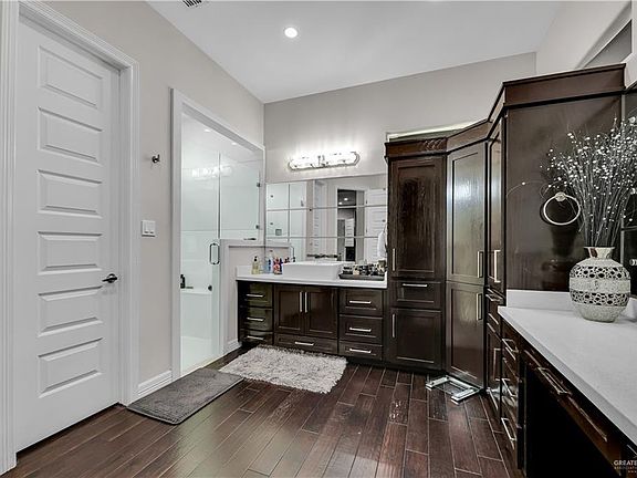 5th image of 3416 N 40th St