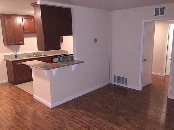 3rd image of 3077 Los Prados St APT 104