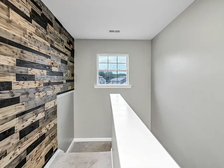 414 Tulip Way — Photo 28