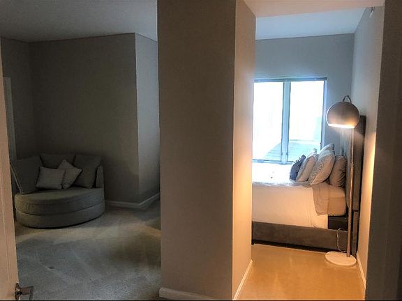 3rd image of 11349 Woodglen Dr #330
