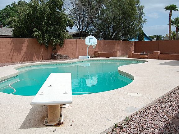 5th image of 5126 W Corrine Dr