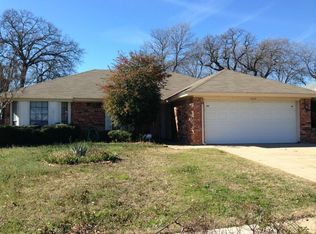 2503 Bayberry Ln, Euless, TX 76039