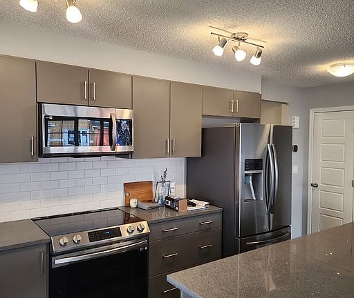 4th image of 20245 21st Ave NW