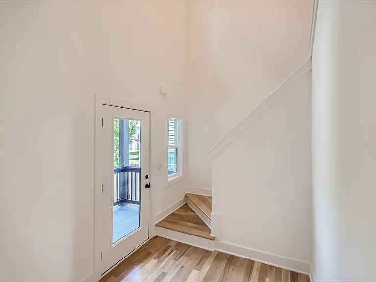 428B W Bend St — Photo 3