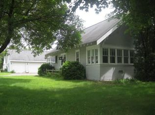 1802 1/2 6th St E, Menomonie, WI 54751