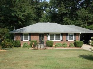 823 Gardenia Ln, Decatur, GA 30033