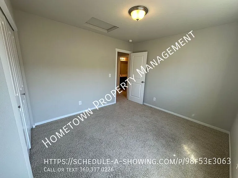 6918 Oleander Ave NE — Photo 15