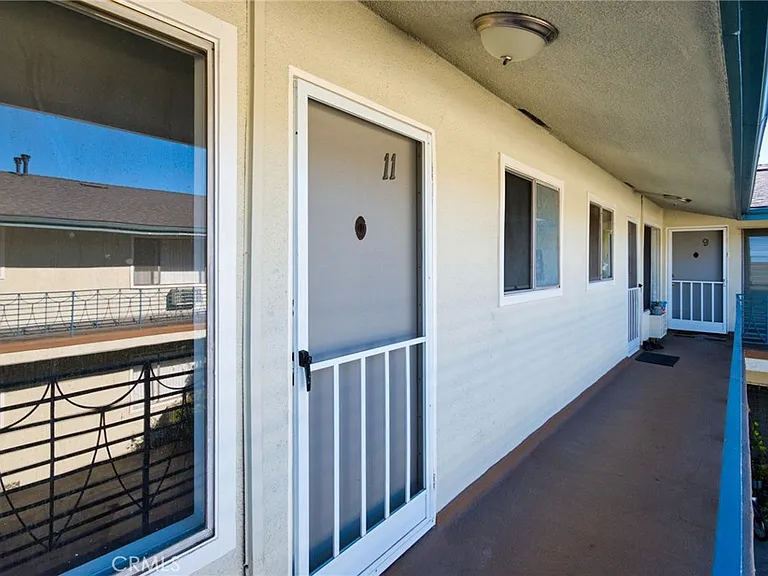 1024 S Atlantic Blvd #11 — Photo 4