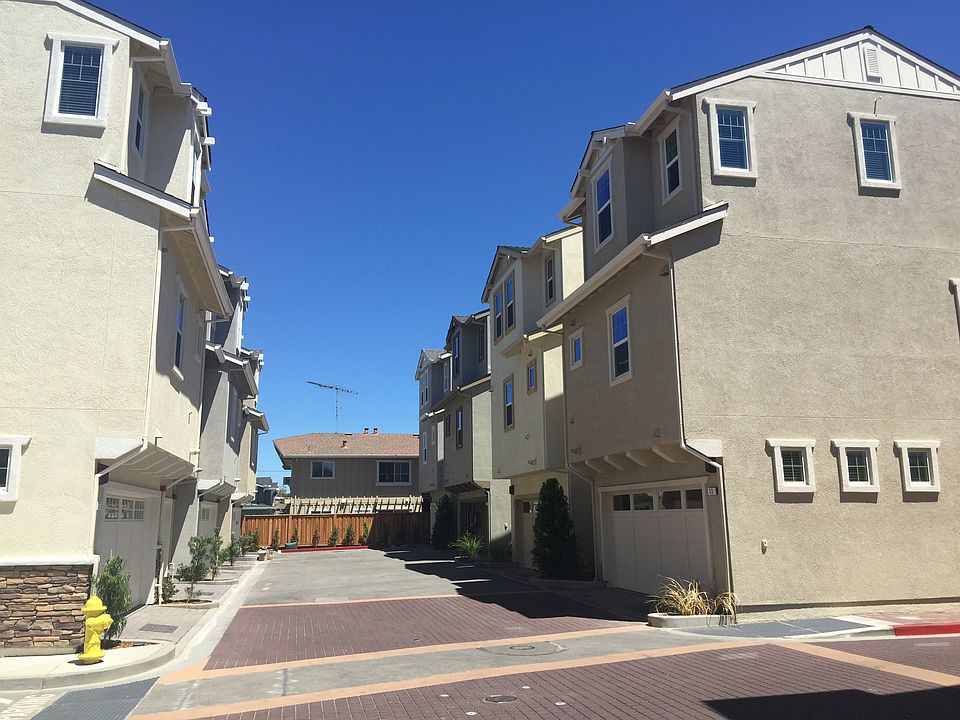 2nd image of 53 Kennedy Ave.