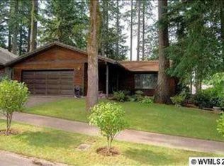 5240 Woodscape Dr SE, Salem, OR 97306