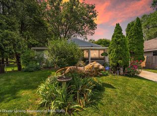 4926 Pleasant Grove Rd, Lansing, MI 48910