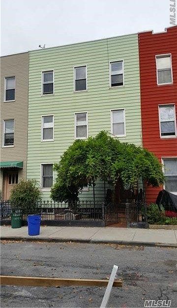 2nd image of 41 Broome St