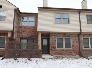 9523 Maple Way, Indianapolis, IN 46268