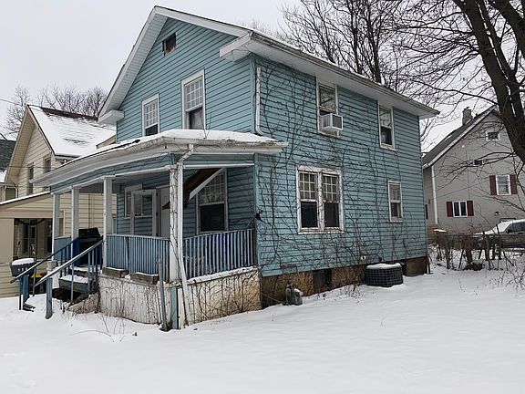 5th image of 724 Napoleon St