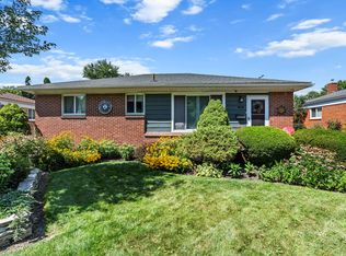 1124 W Thirteen Mile Rd, Royal Oak, MI 48073