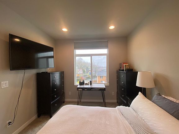 2nd image of 3422 Renton Pl S