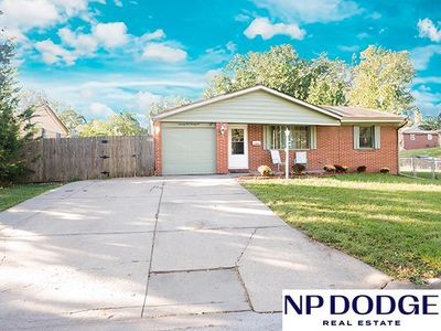 7422 Schuyler Dr, Omaha, NE, 68114