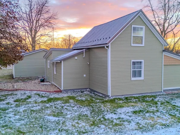 1457 Bentley St, Wabash, IN 46992