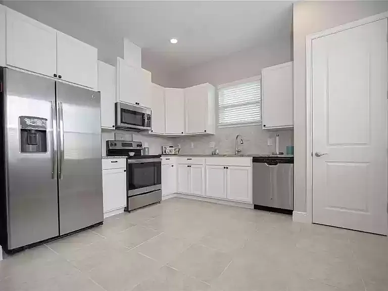8725 Sperry St — Photo 5