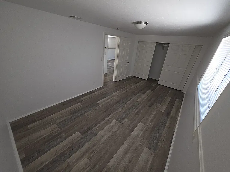 8263 Linden Rd — Photo 3