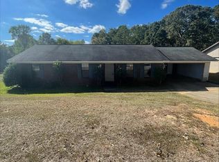 8470 Rutherford Dr, Duncanville, AL 35456