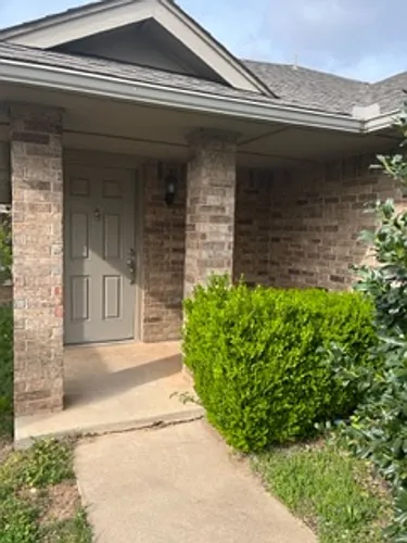 Moore Single Story Duplex Photo 1