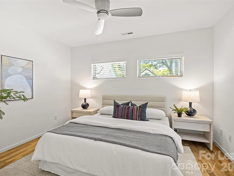 918 Greenleaf Ave — Photo 8