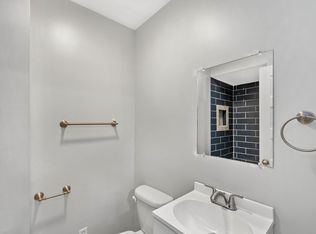 408 E 8th Ave APT 1, Homestead, PA 15120