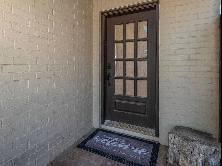 7623 Wyatt Lake Dr — Photo 41