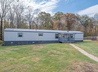 103 Fresh Meadow Ln, Vinton, VA 24179