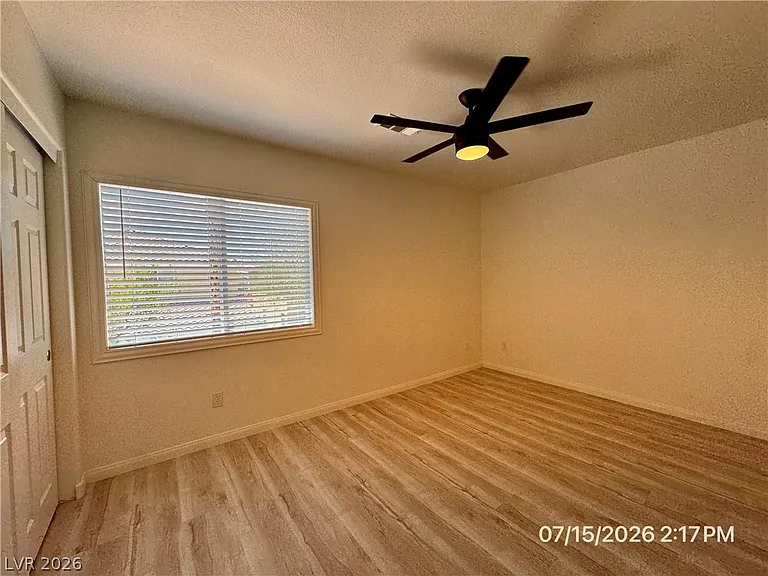 10921 Calcedonian St — Photo 32