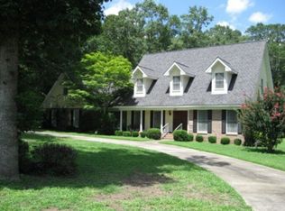 540 Country Club Dr, Ozark, AL 36360