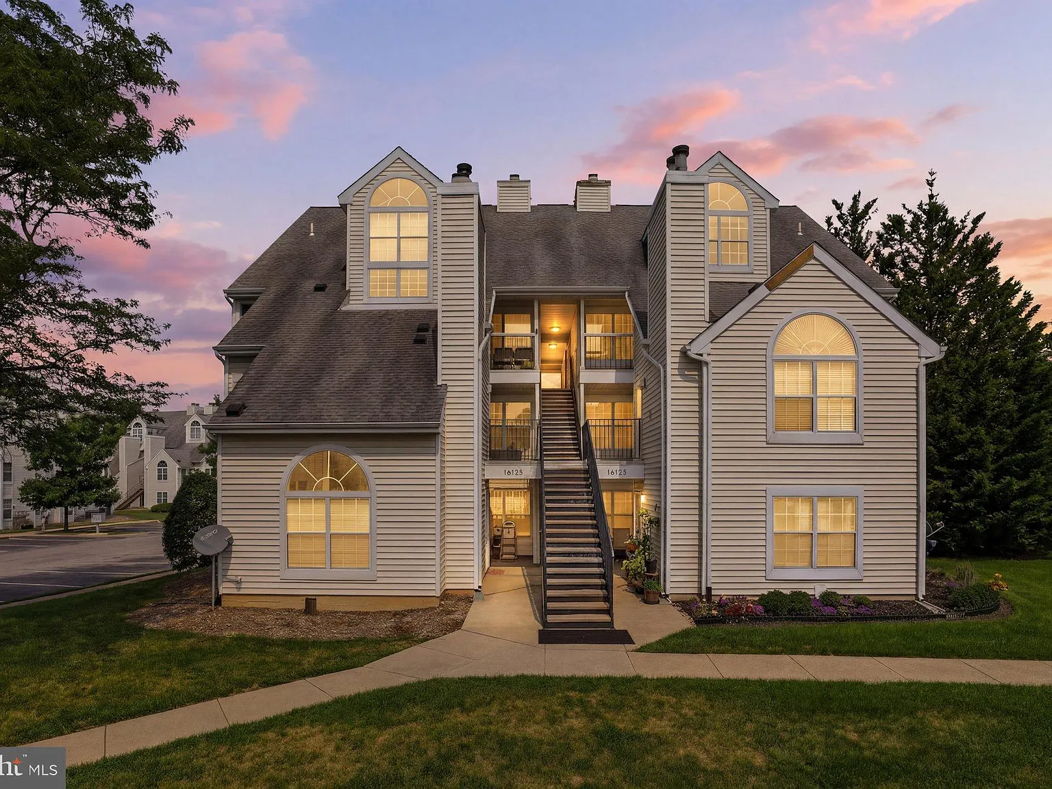 1 bed, 1.0 bath, 616 sqft, $1,700 — Photo 1