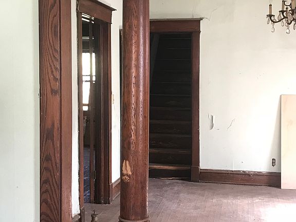 4th image of 1226 Georgia Ave