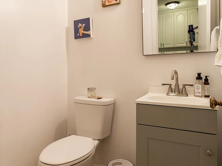 18 Windsong Pl — Photo 52
