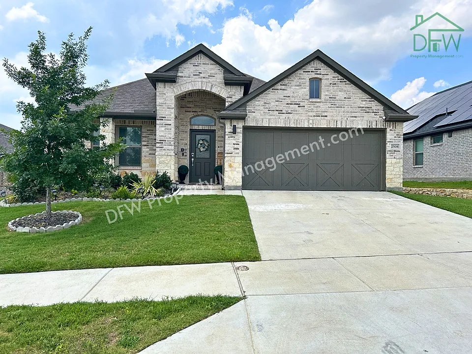 2508 Shakopee St