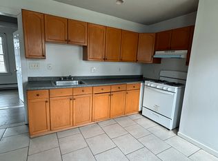 219 Grove St #2, Bridgeport, CT 06605