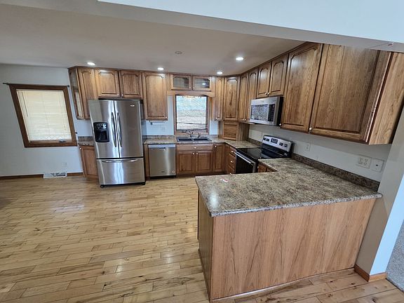 5th image of 8132 Matznick Rd