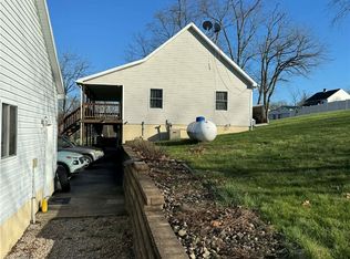 30 Summit St, Clarksville, PA 15322