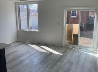 162 Glow Ave, Hamilton, ON L8H 3W2