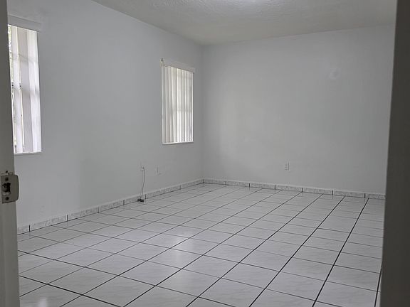 4th image of 12254 SW 118th Ln