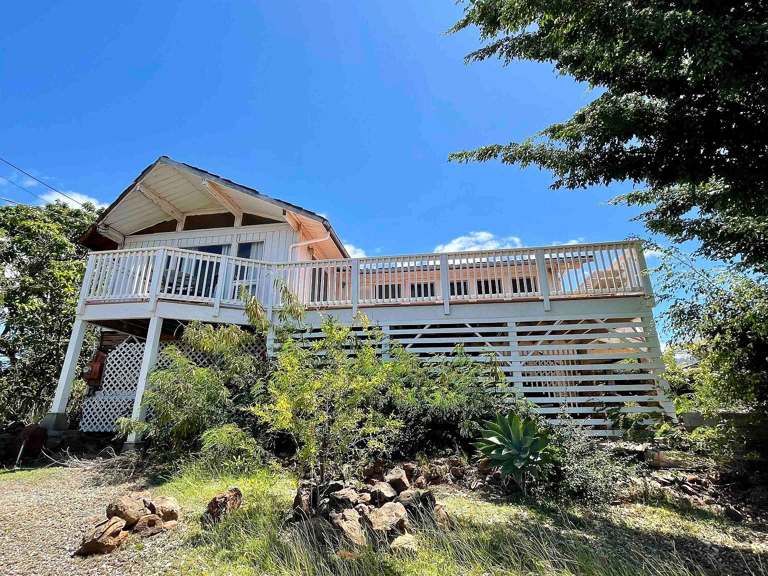 1085 Nauwe St, Kaunakakai, HI 96748 Zillow