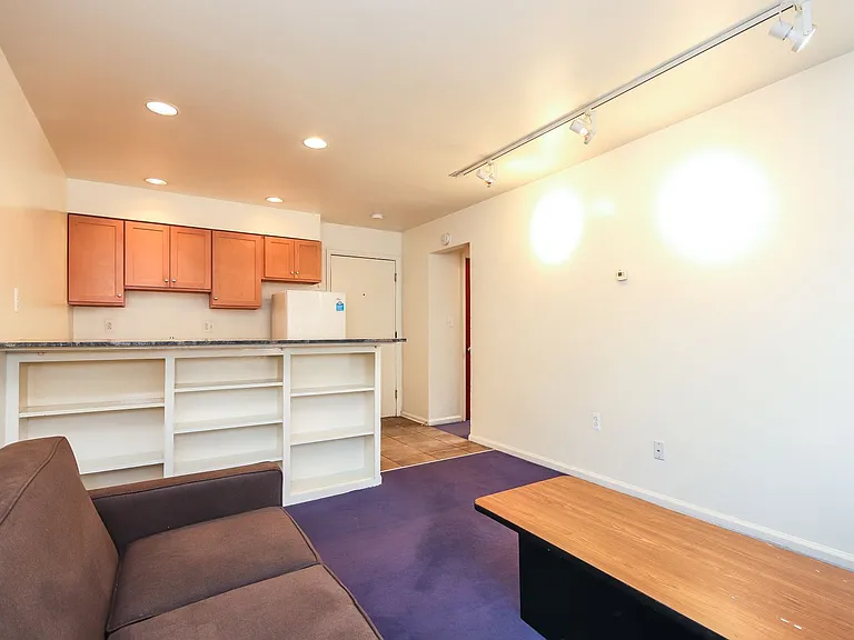 1309 S University Ave — Photo 1
