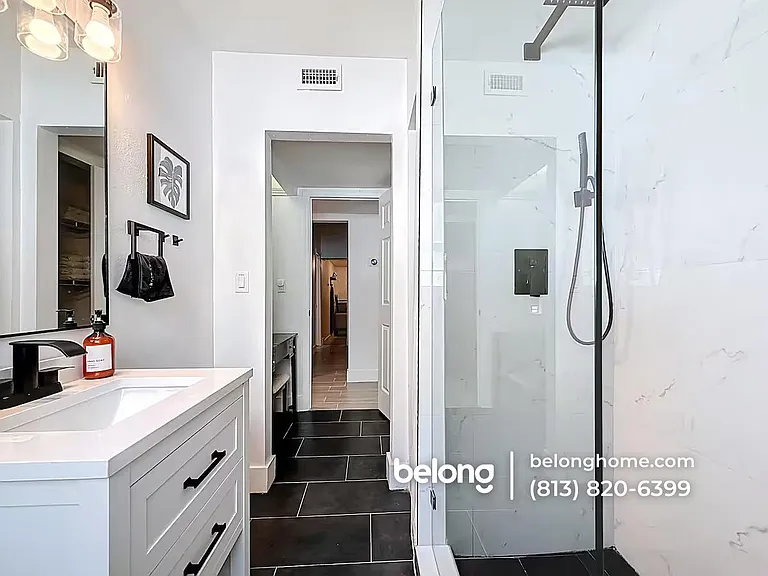 4526 W Beachway Dr — Photo 6
