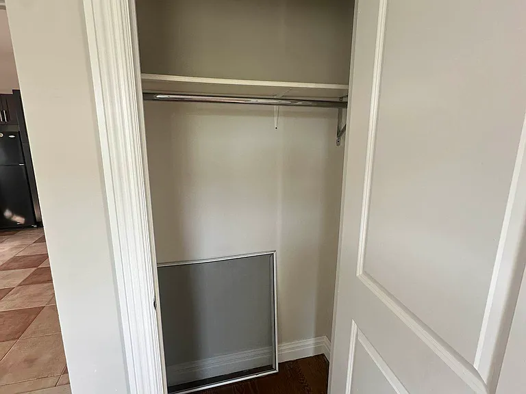 21-28 Ditmars Blvd #2B — Photo 6