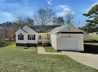 702 Landing View Dr, Wendell, NC 27591