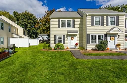1st image of 2701 Forest Park Dr