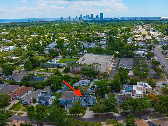 3rd image of 852 35TH AVENUE N