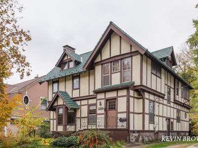 1219 Grand Ave, Kalamazoo, MI, 49006