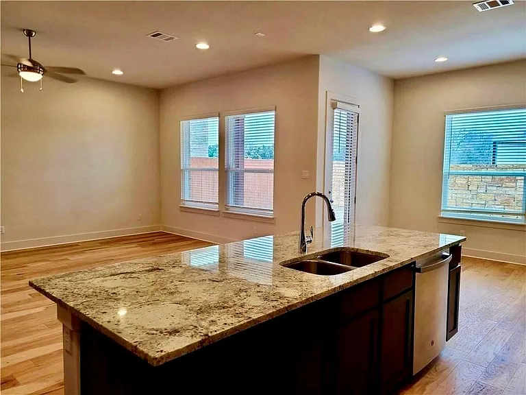 1265 Summerbrooke Cir #41 — Photo 18